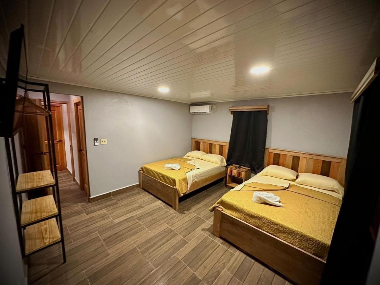 Blasina Beer Hostel Букет Екстериор снимка