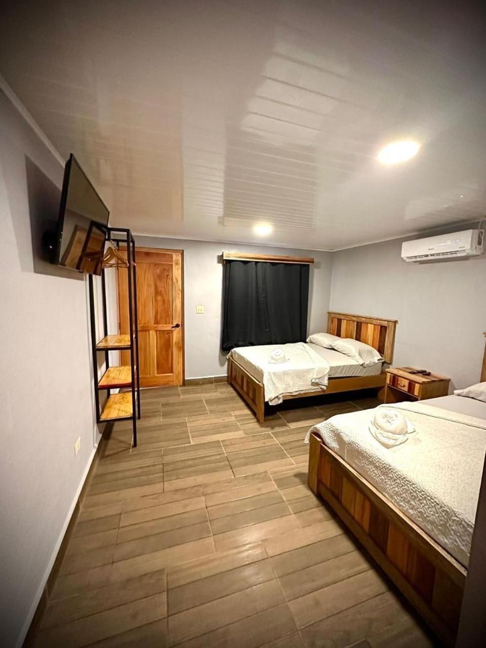 Blasina Beer Hostel Букет Екстериор снимка
