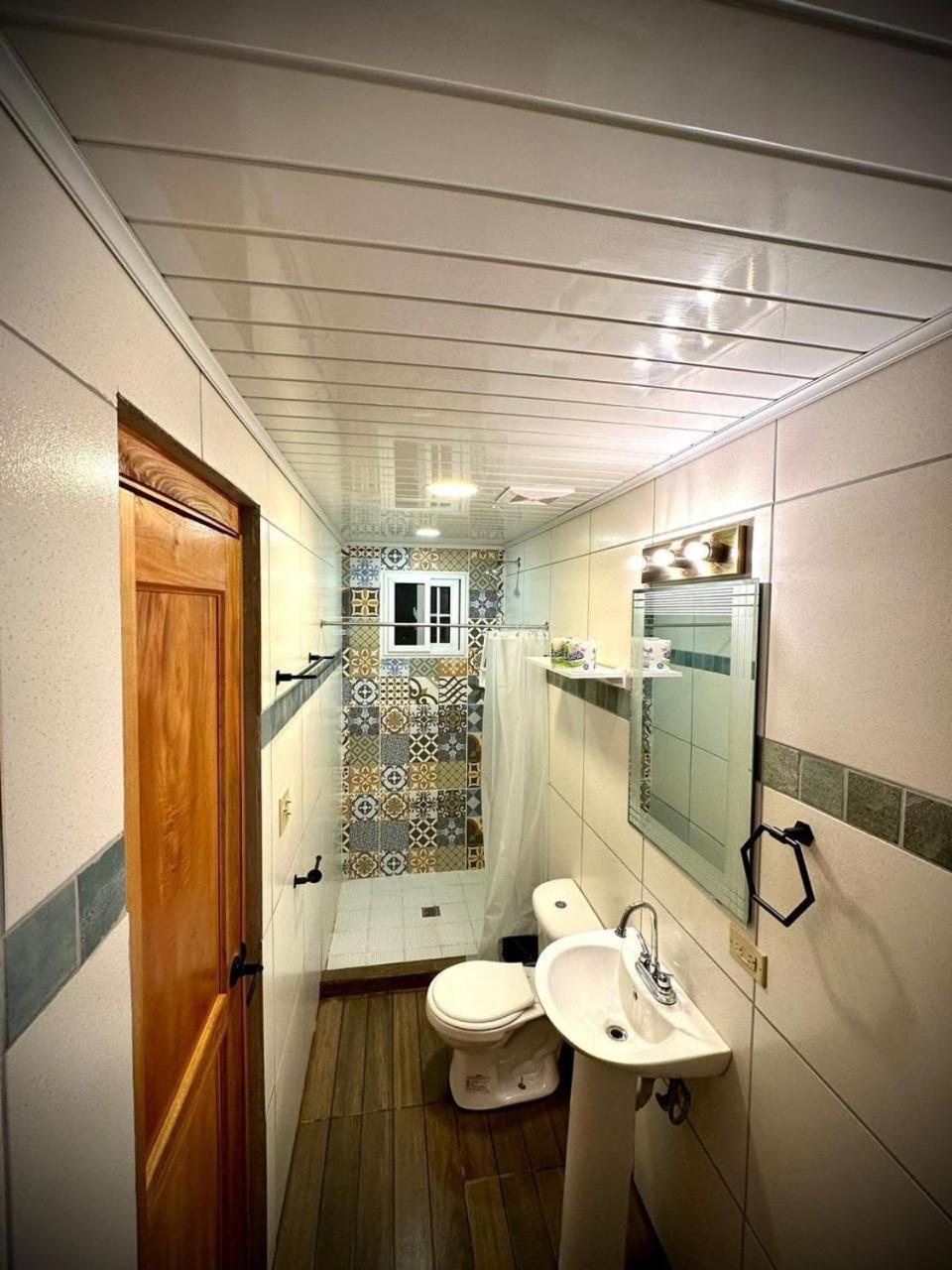 Blasina Beer Hostel Букет Екстериор снимка